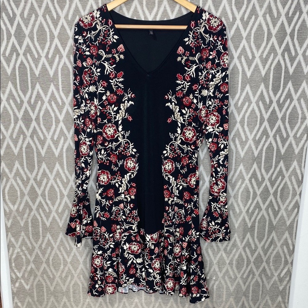 WHBM Black & Red Patterned Dress w Long Bell Sleeves Cocktail Dress Size: Large